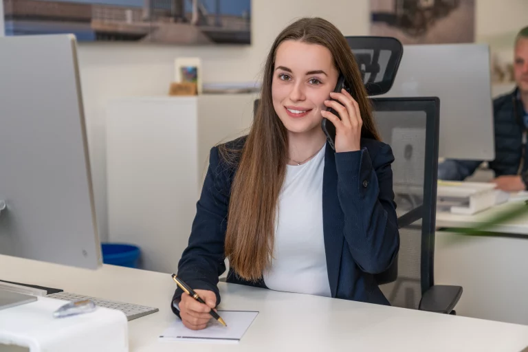 Immobilienkauffrau Samantha Heine